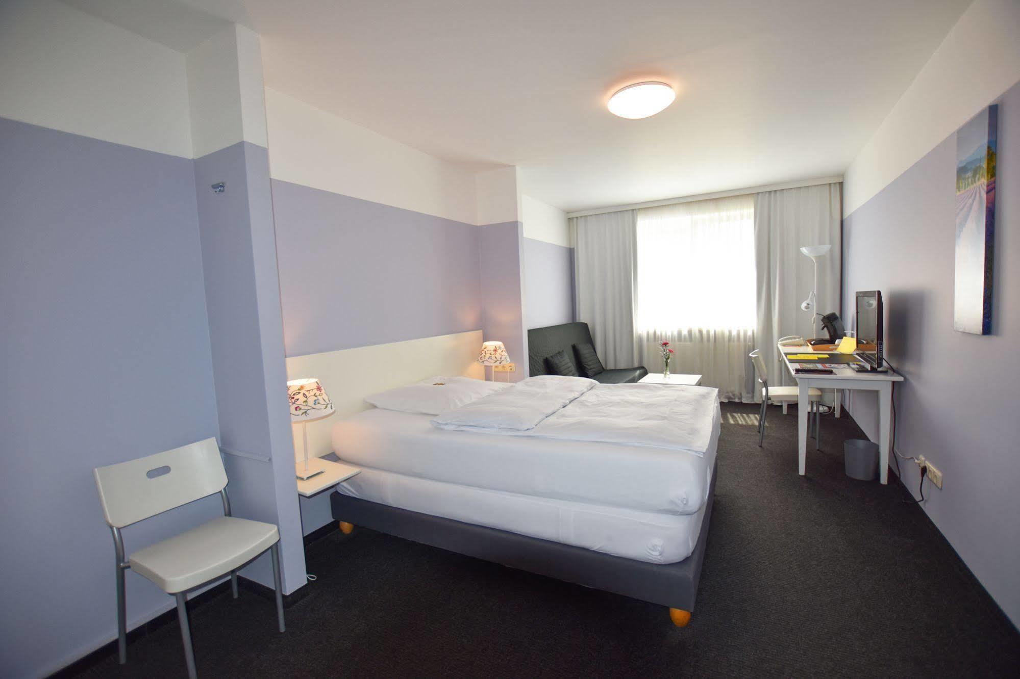 Hotel U. + Apartments Mülheim an der Ruhr Exteriör bild