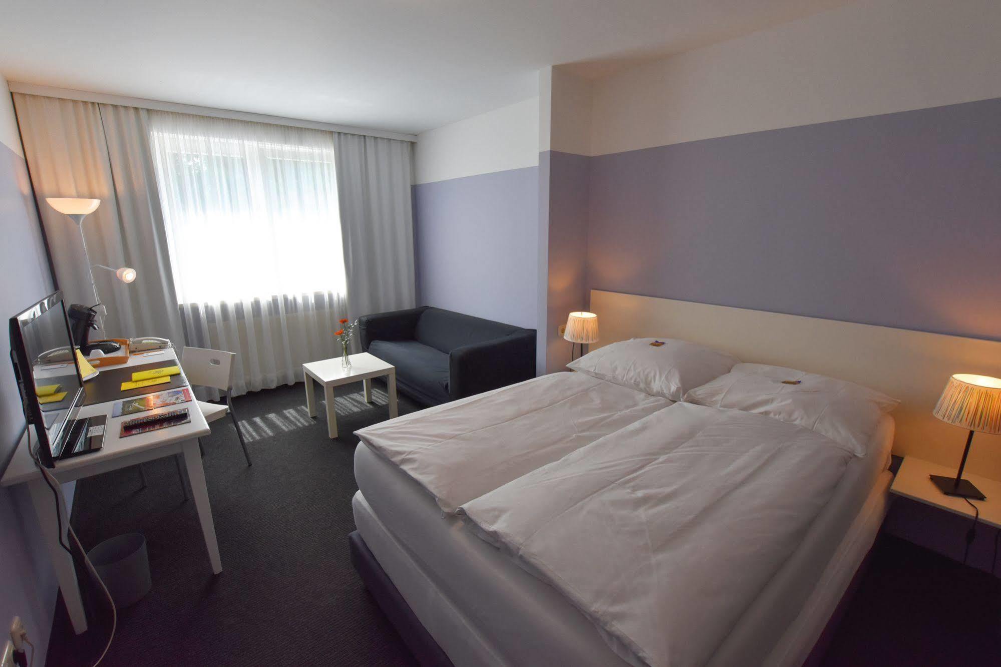 Hotel U. + Apartments Mülheim an der Ruhr Exteriör bild